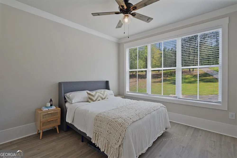 1080 Glen Eagle DR Greensboro, GA 30642