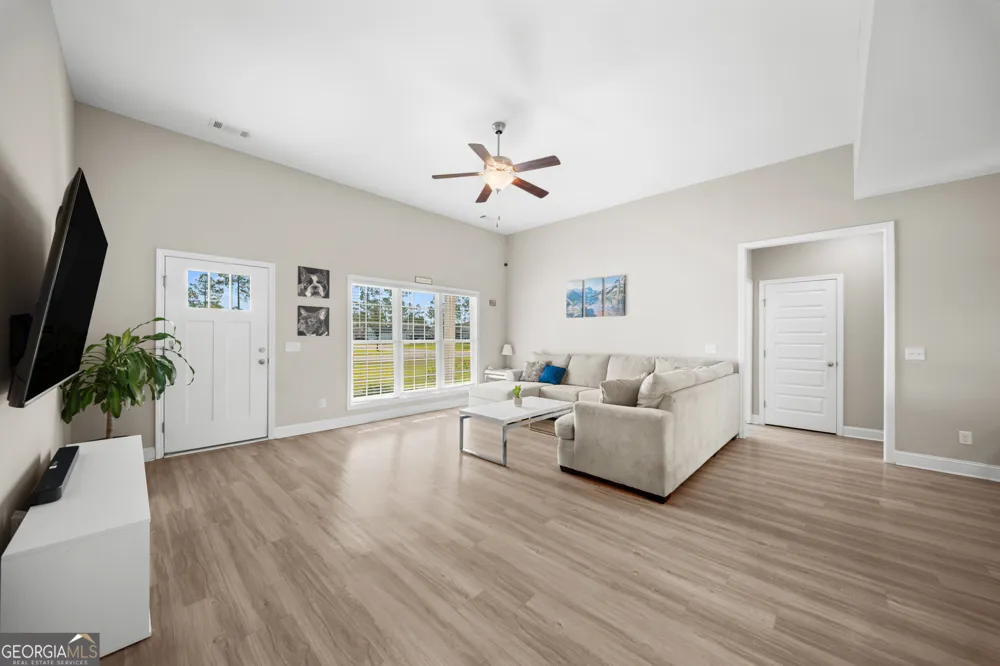 309 Tallulah BND Ellabell, GA 31308