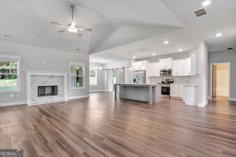 112 Hunters Chase CT Eatonton, GA 31024
