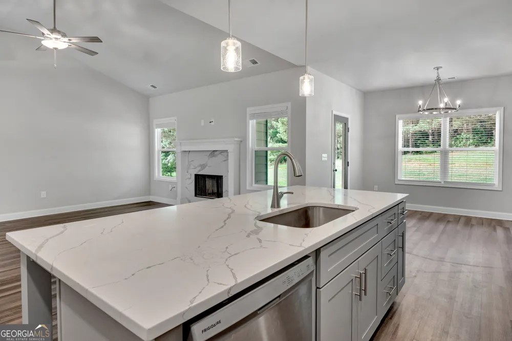 112 Hunters Chase CT Eatonton, GA 31024