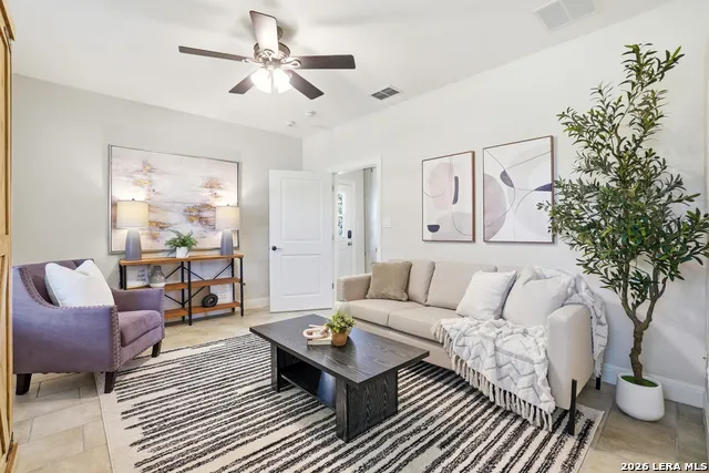 8 WALNUT GROVE RD Boerne, TX 78006