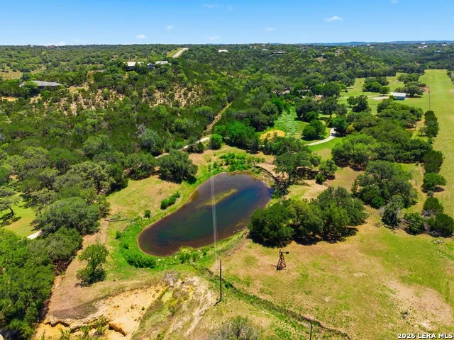 8 WALNUT GROVE RD Boerne, TX 78006