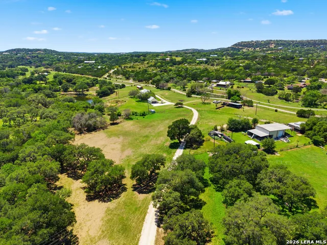 8 WALNUT GROVE RD Boerne, TX 78006