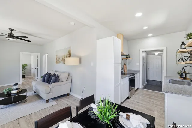 146 ISABEL ST San Antonio, TX 78210