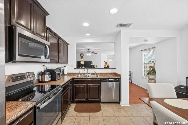 4403 Ivan Dr San Antonio, TX 78244