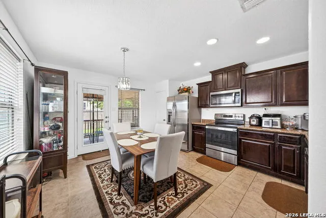 4403 Ivan Dr San Antonio, TX 78244