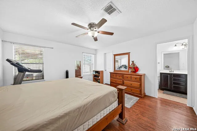 4403 Ivan Dr San Antonio, TX 78244