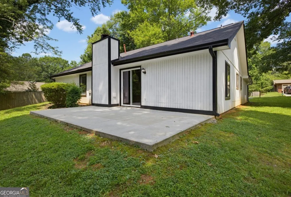 120 Softwood CIR Roswell, GA 30076