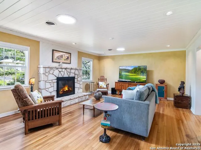 131 Bess St. Boerne, TX 78006