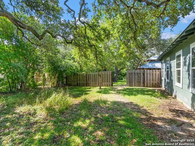 131 Bess St. Boerne, TX 78006