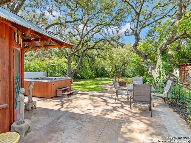131 Bess St. Boerne, TX 78006