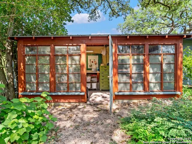 131 Bess St. Boerne, TX 78006