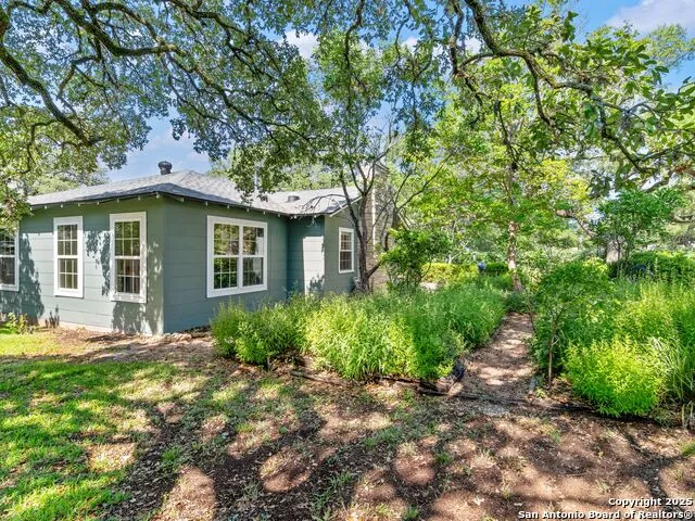 131 Bess St. Boerne, TX 78006