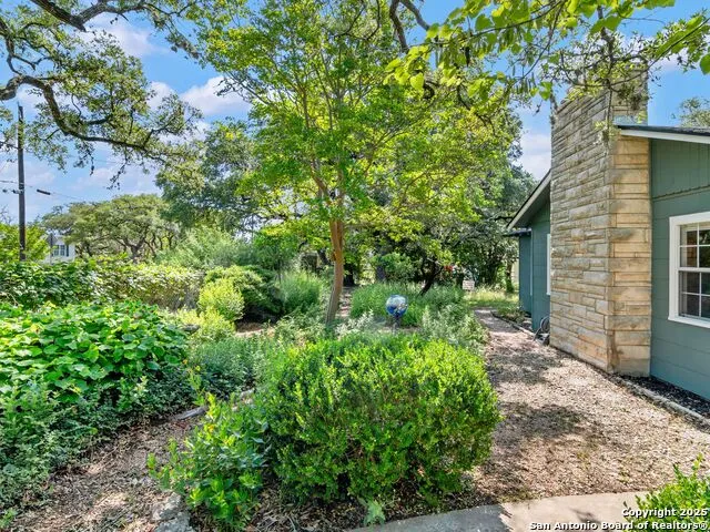 131 Bess St. Boerne, TX 78006