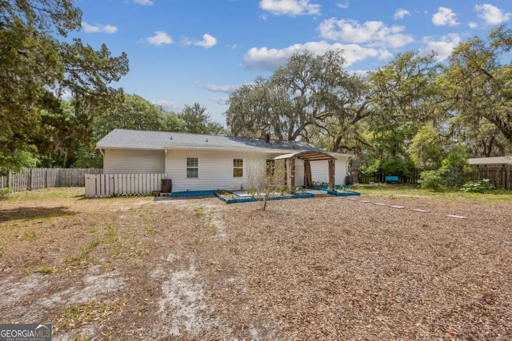 303 Mahan ST St. Marys, GA 31558