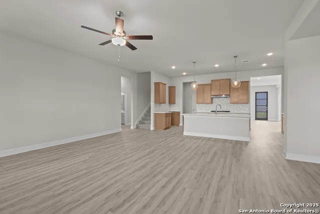 4519 Yoakum Valley Schertz, TX 78108