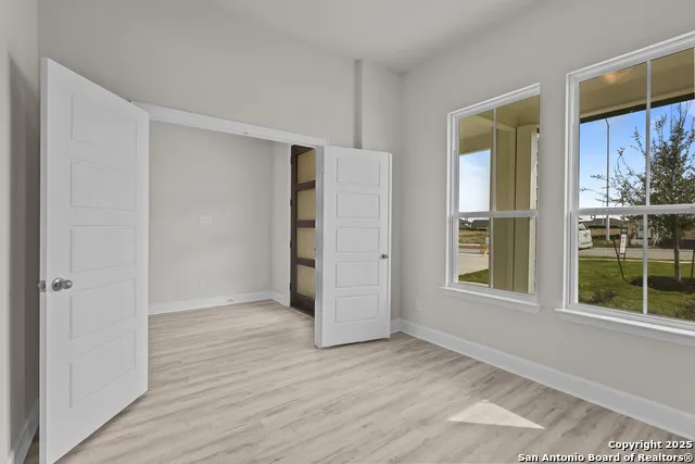 4519 Yoakum Valley Schertz, TX 78108