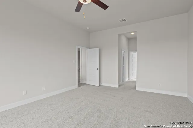 4519 Yoakum Valley Schertz, TX 78108