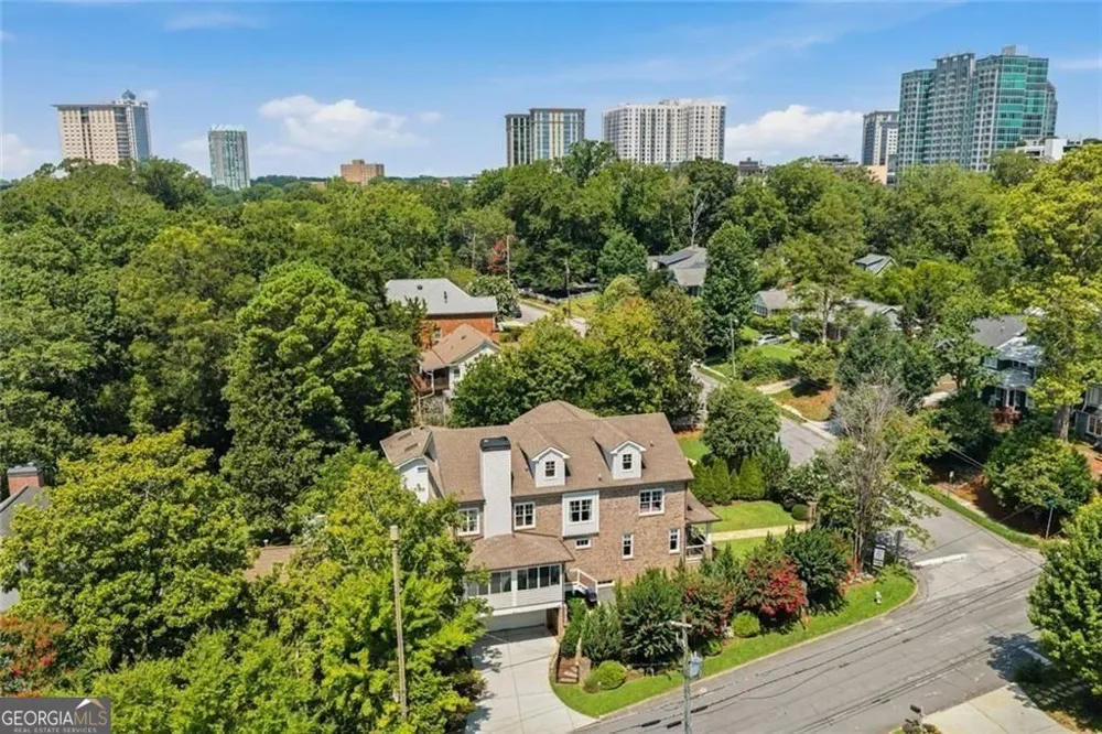 383 Peachtree AVE NE Atlanta, GA 30305