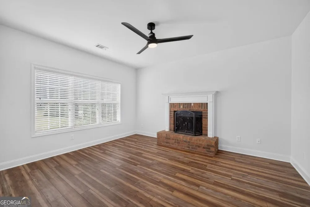 6280 Cove Creek DR Flowery Branch, GA 30542