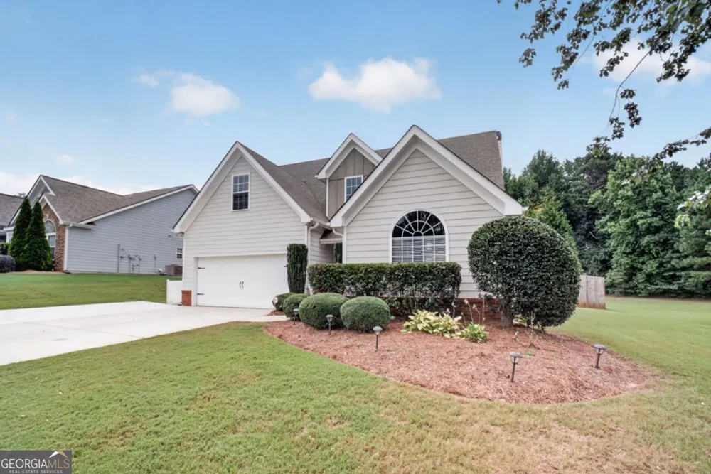 6280 Cove Creek DR Flowery Branch, GA 30542