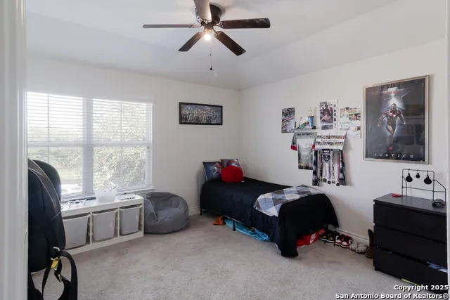6658 Bowie Schertz, TX 78108