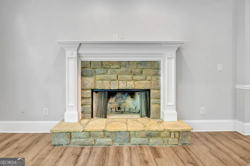 247 Chandler WALK Loganville, GA 30052