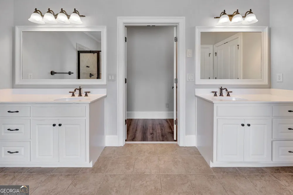 247 Chandler WALK Loganville, GA 30052