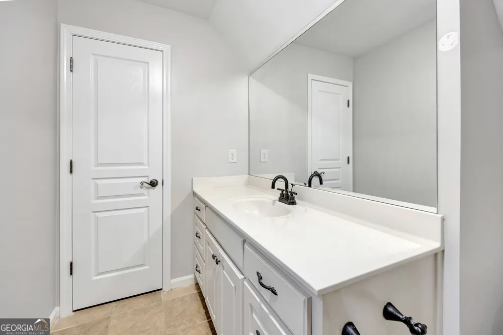 247 Chandler WALK Loganville, GA 30052
