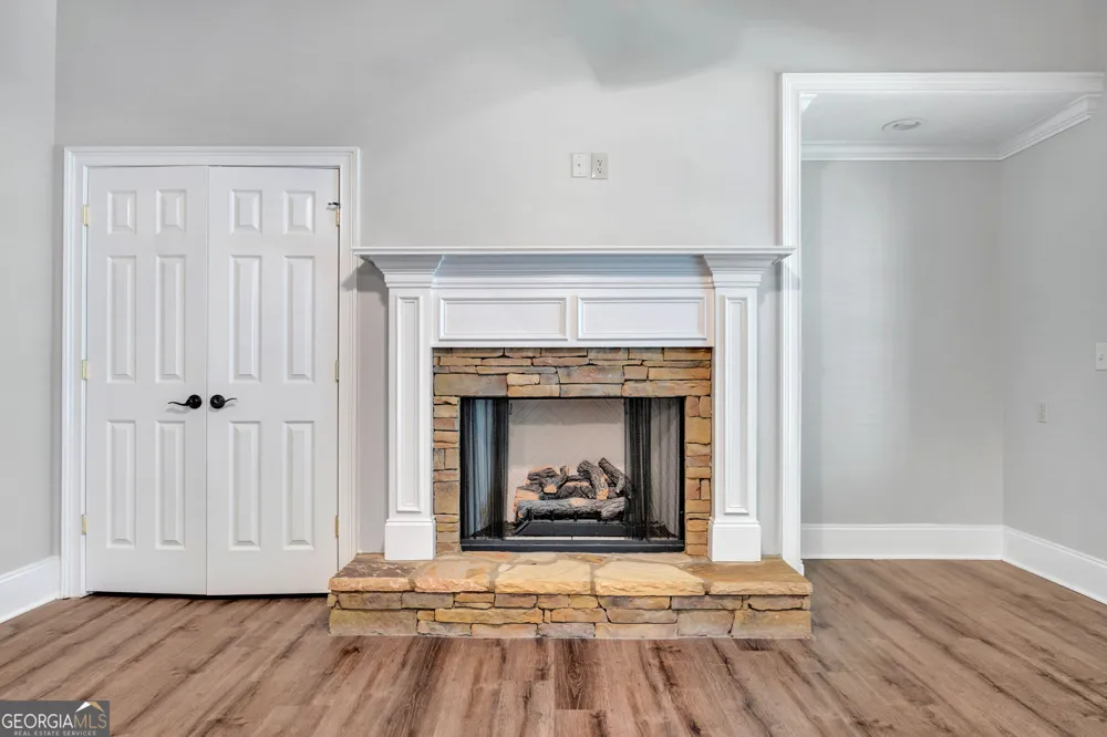 247 Chandler WALK Loganville, GA 30052