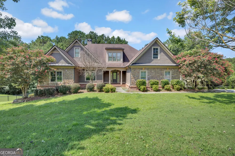 247 Chandler WALK Loganville, GA 30052