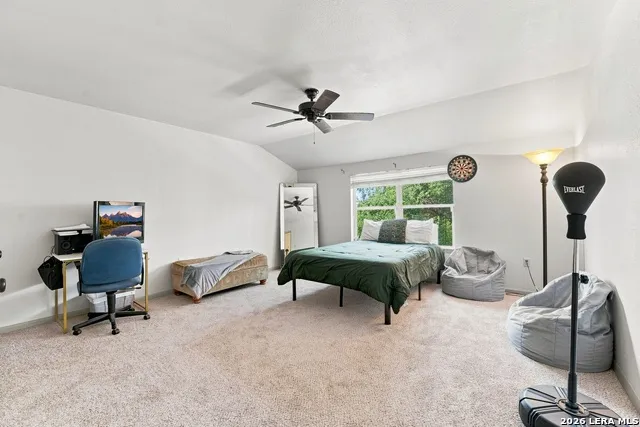 117 W HAMPTON DR Seguin, TX 78155