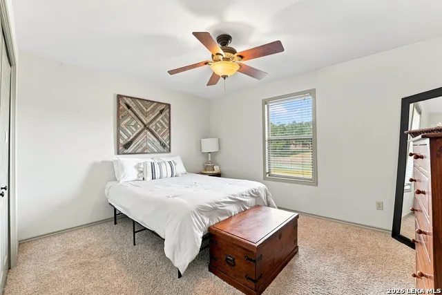 117 W HAMPTON DR Seguin, TX 78155