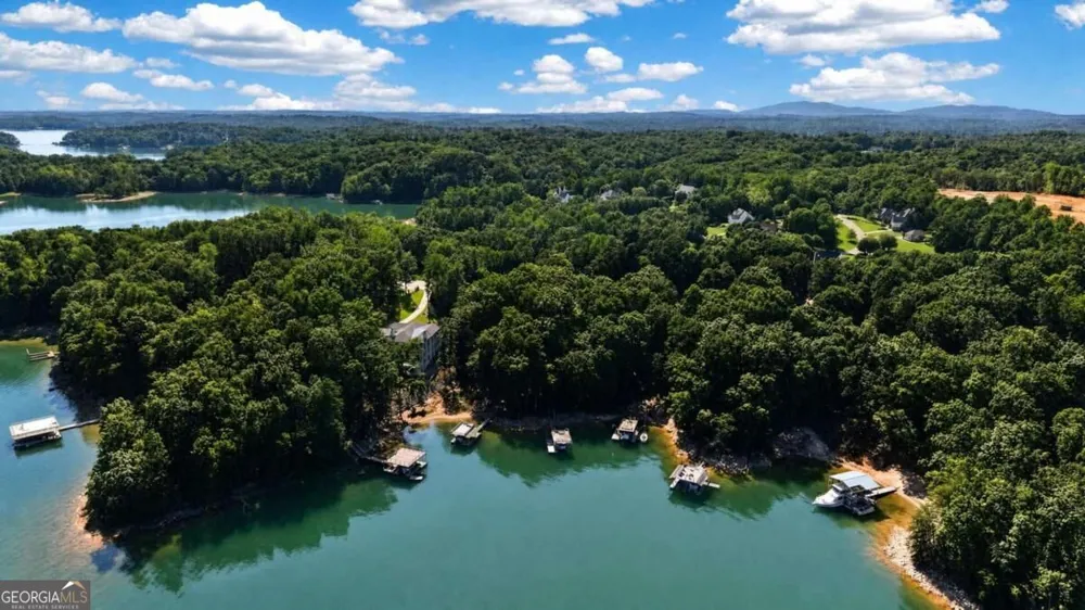 7595 Breeze Bay RD Cumming, GA 30041