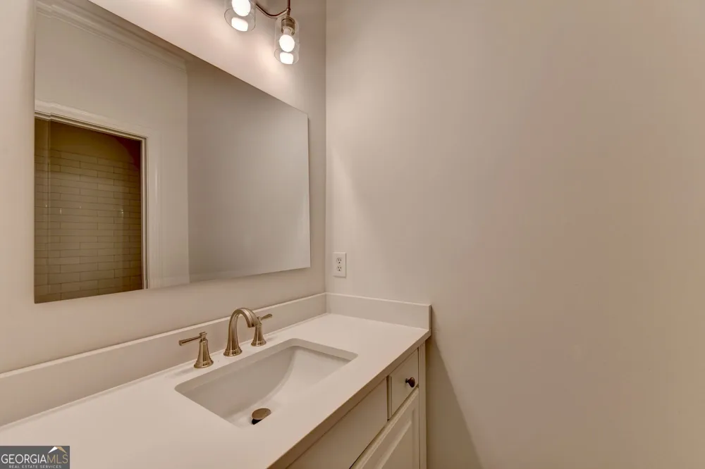 7040 Laurel Oak DR Suwanee, GA 30024