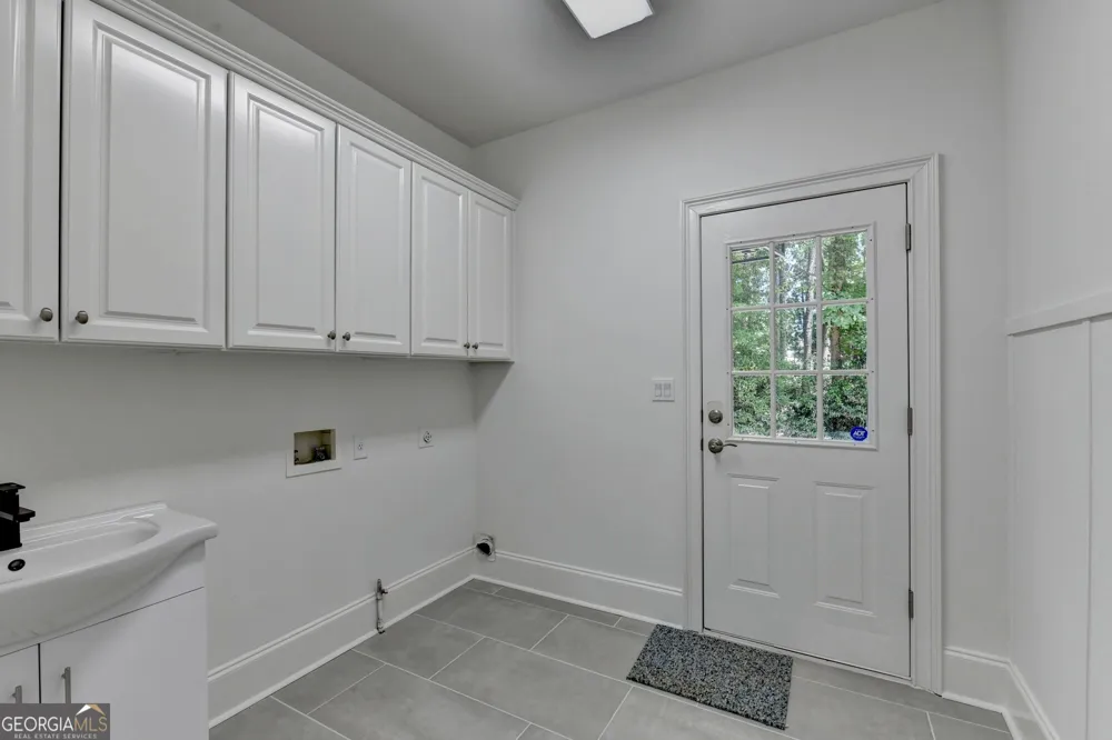 7040 Laurel Oak DR Suwanee, GA 30024