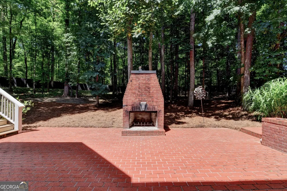 7040 Laurel Oak DR Suwanee, GA 30024