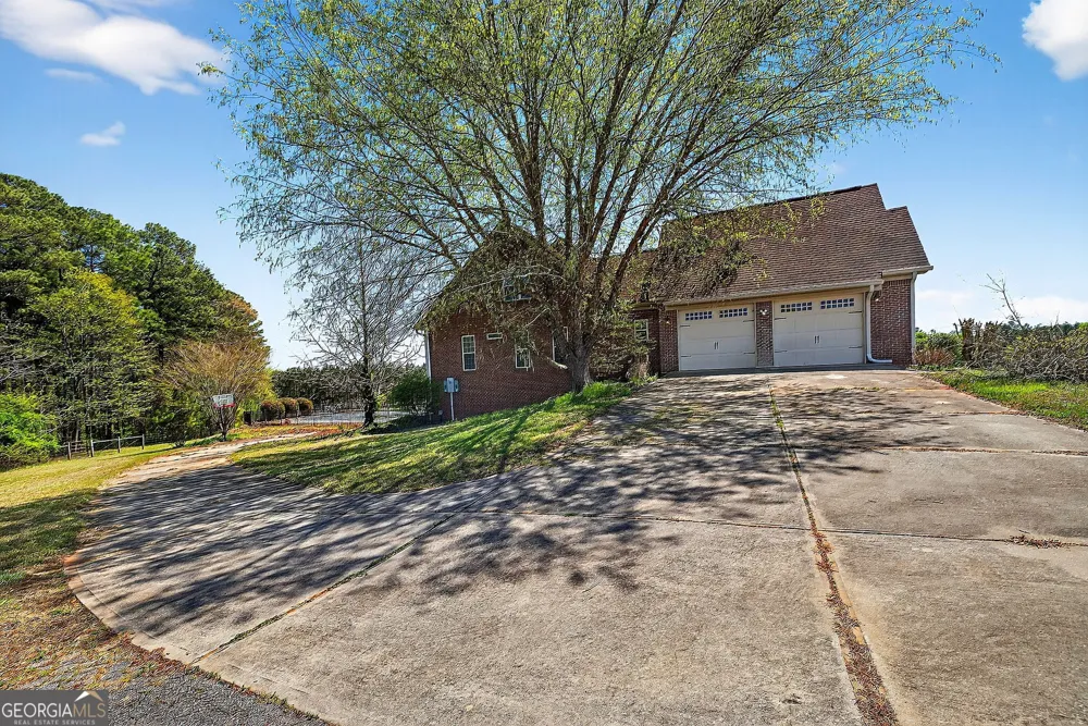 360 Happy Hill RD Carrollton, GA 30116