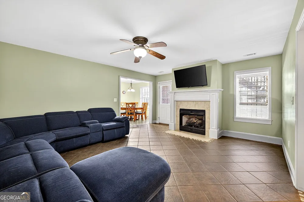 360 Happy Hill RD Carrollton, GA 30116