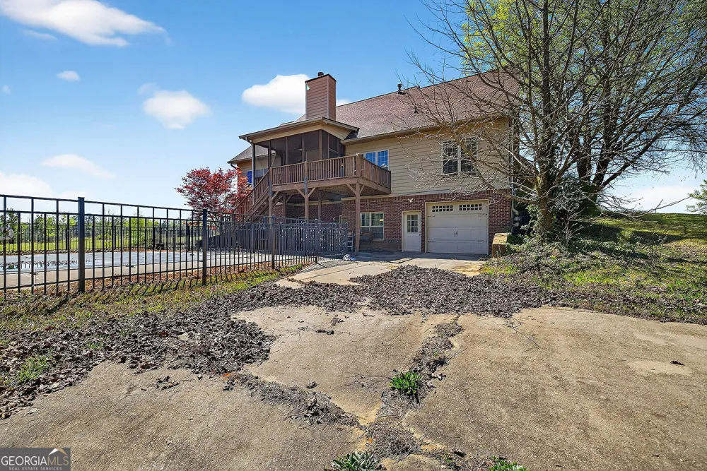 360 Happy Hill RD Carrollton, GA 30116