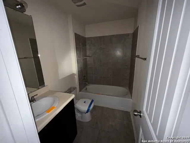 15555 Night Heron San Antonio, TX 78253