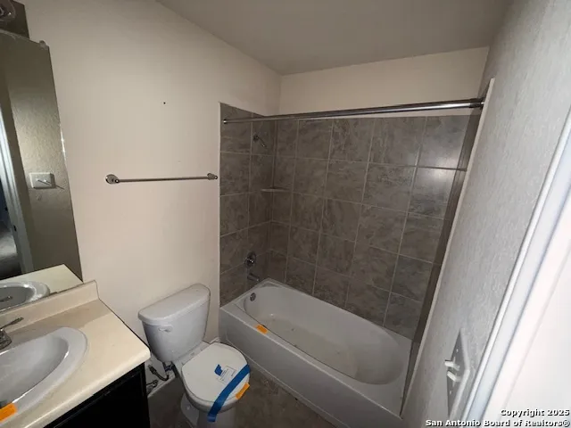 15555 Night Heron San Antonio, TX 78253
