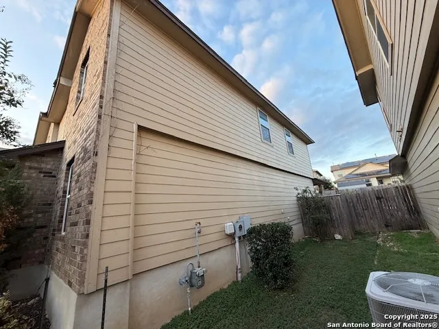 15555 Night Heron San Antonio, TX 78253