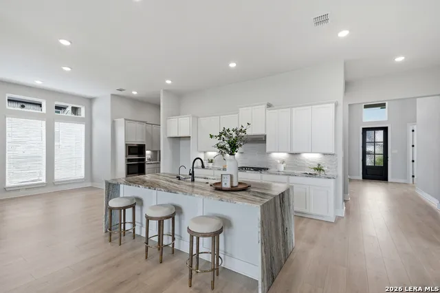 169 Highland Park Castroville, TX 78009