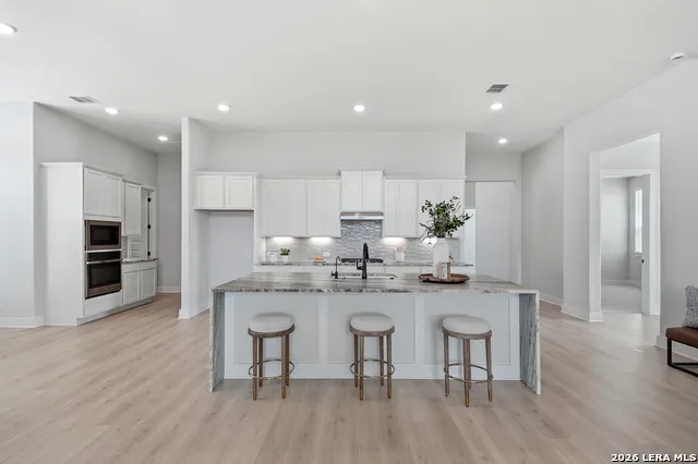 169 Highland Park Castroville, TX 78009