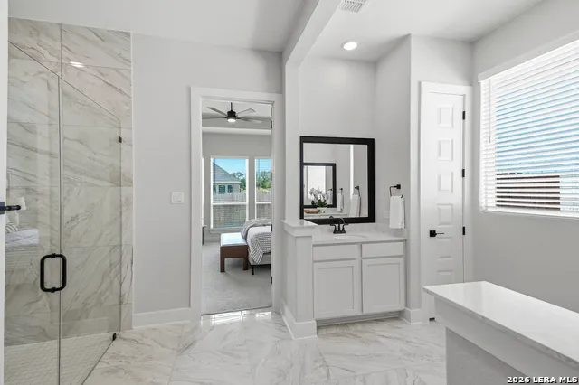 169 Highland Park Castroville, TX 78009