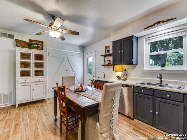 710 Fifth Comfort, TX 78013