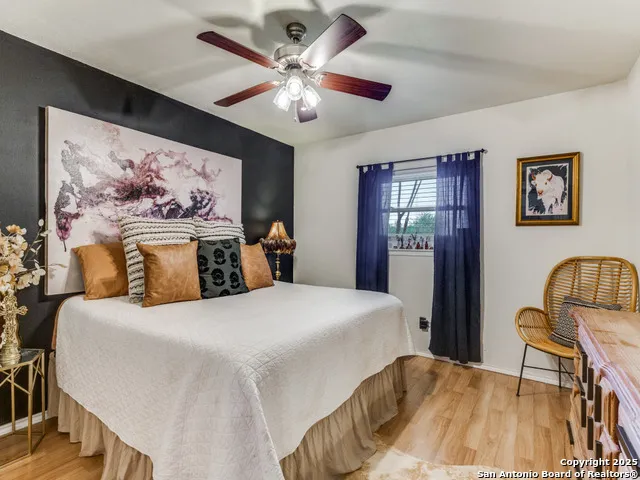 710 Fifth Comfort, TX 78013