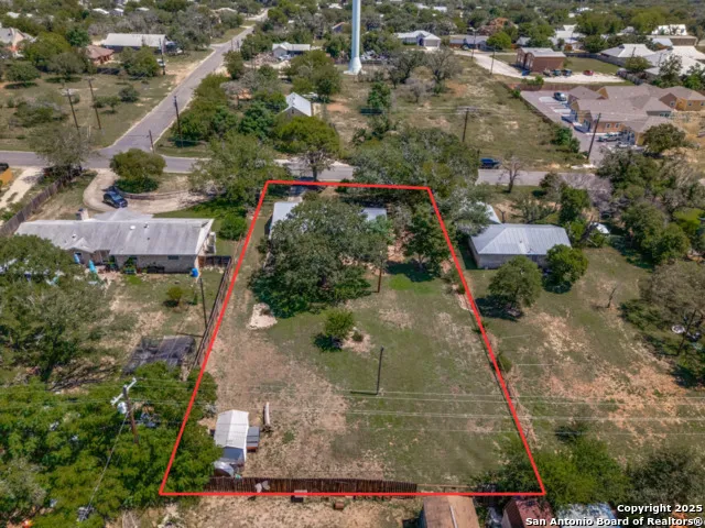 710 Fifth Comfort, TX 78013