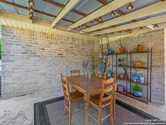 710 Fifth Comfort, TX 78013